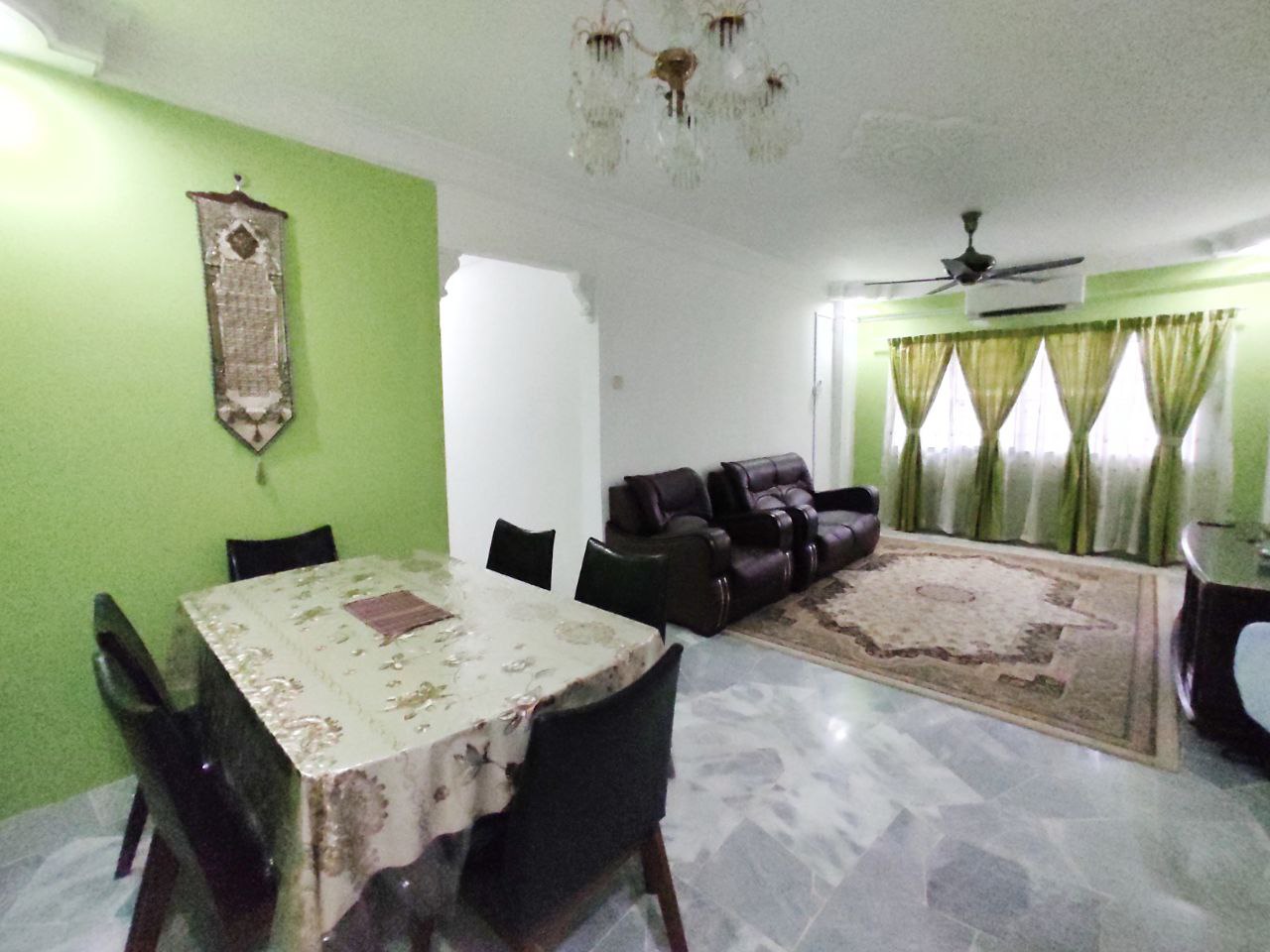 Apartment Putra Permai Equine Park Seri Kembangan - photo 3
