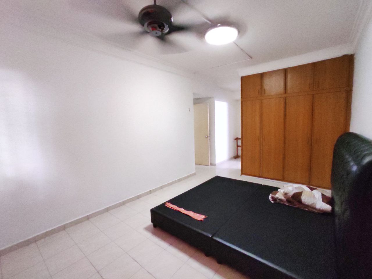 Apartment Putra Permai Equine Park Seri Kembangan - photo 6