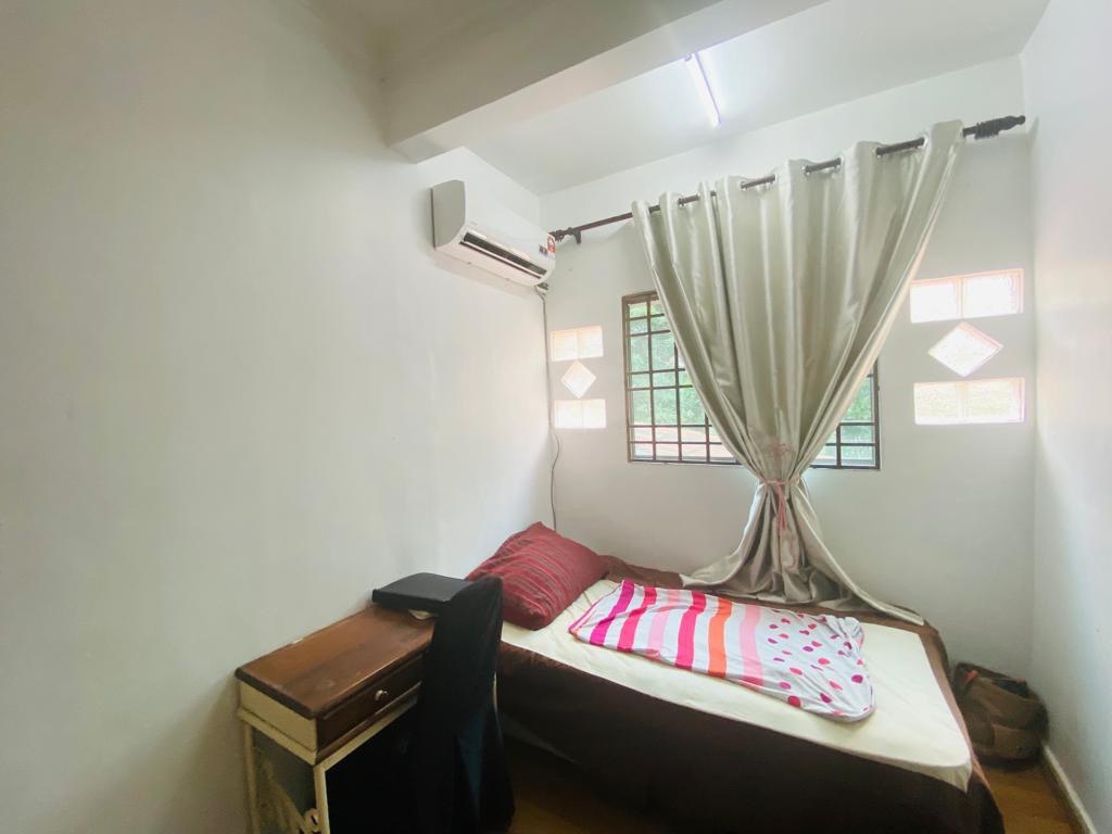 Double Storey Corner Lot Taman Pinggiran USJ 1 - photo 9