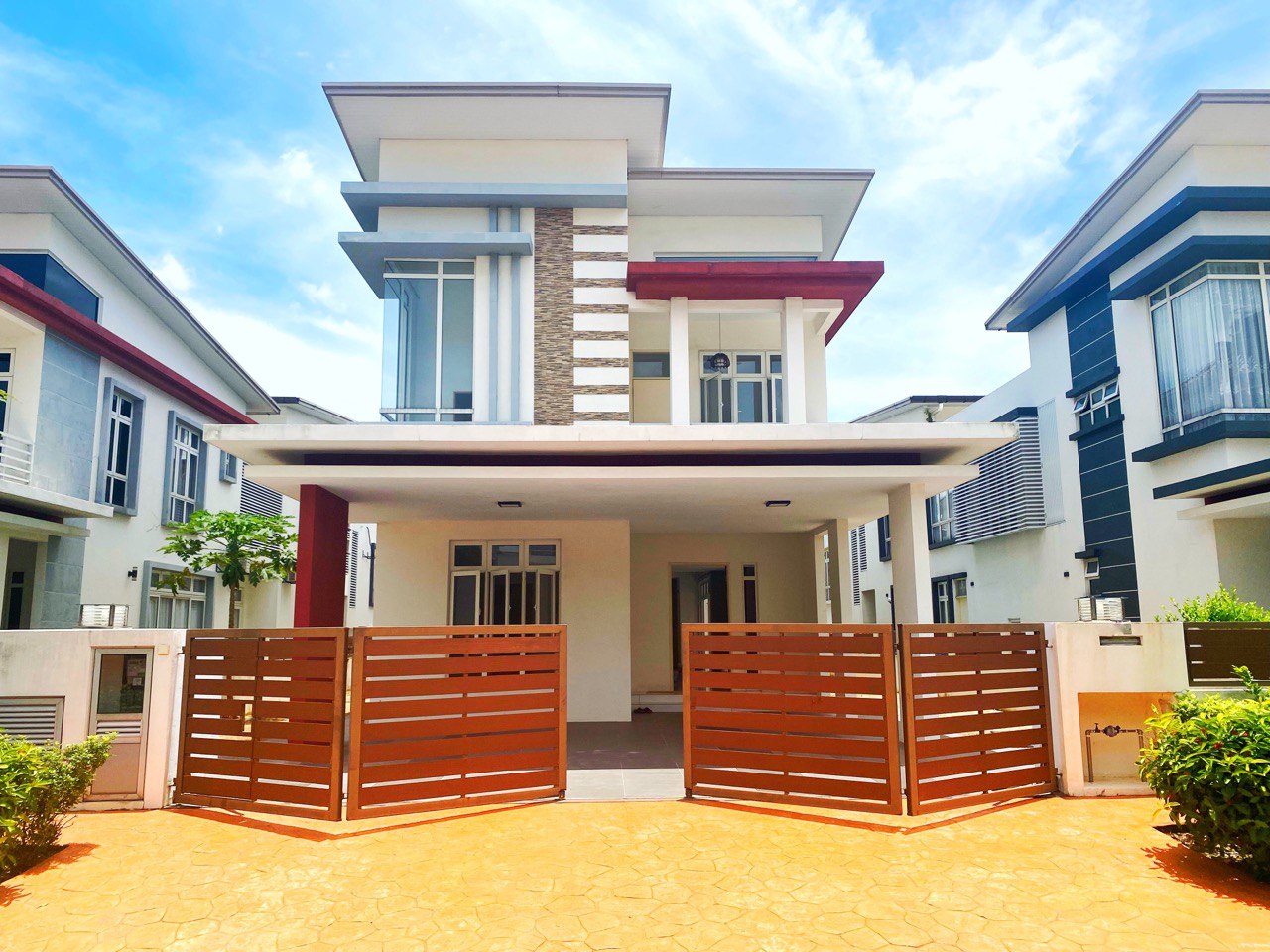 FREEHOLD Semi-D, 2 Storey Casa Idaman, Setia Alam