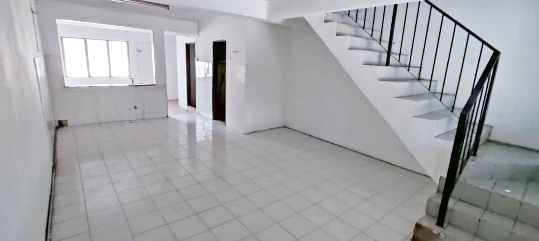 Double Storey Terrace Kg Sg Udang - photo 2