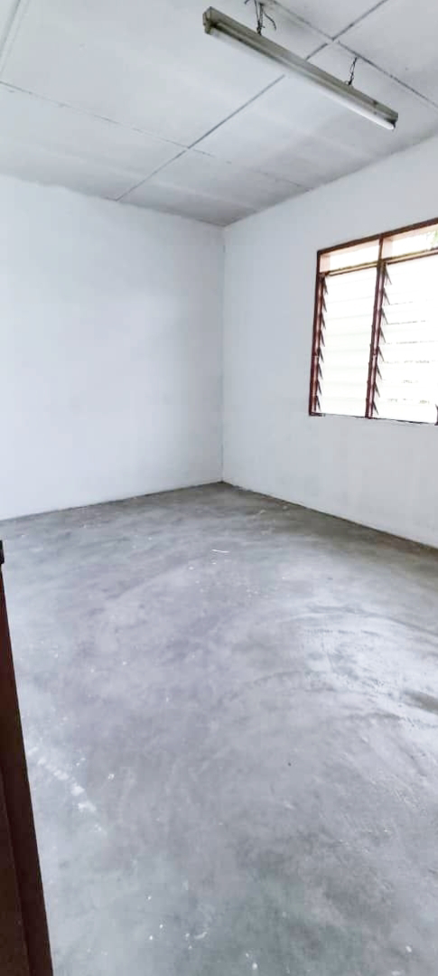 Double Storey Terrace Kg Sg Udang - photo 4