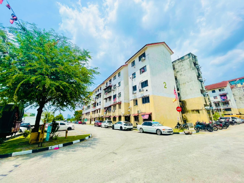 Flat Kos Rendah Taman Kinrara Puchong - photo 1