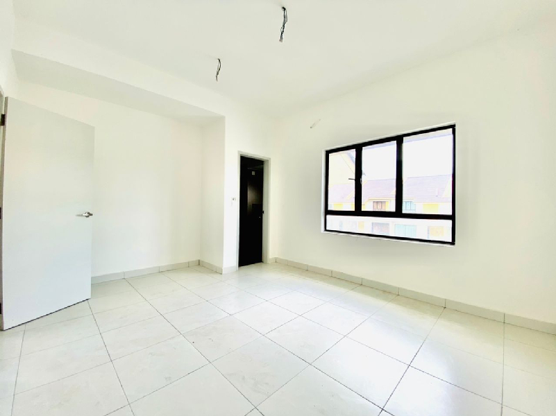 Double Storey Terrace Bandar Mahkota Banting - photo 12