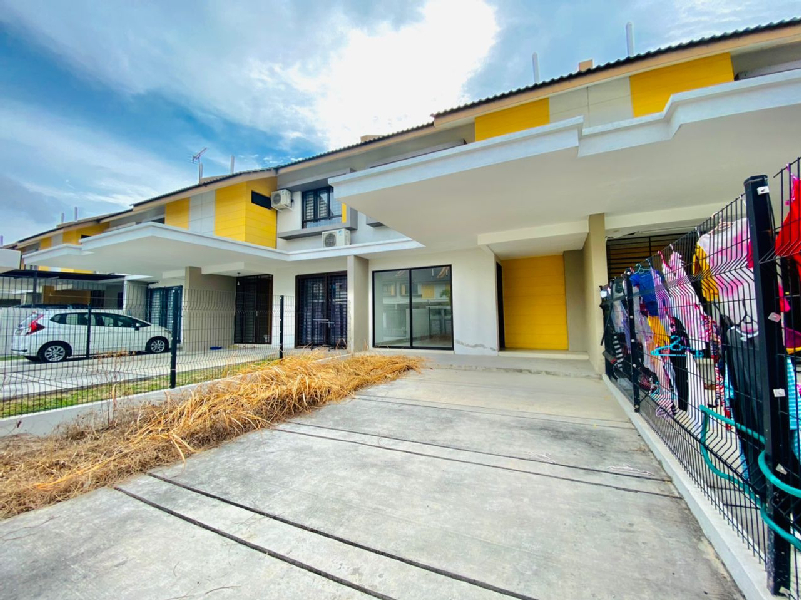 Double Storey Terrace Bandar Mahkota Banting - photo 2
