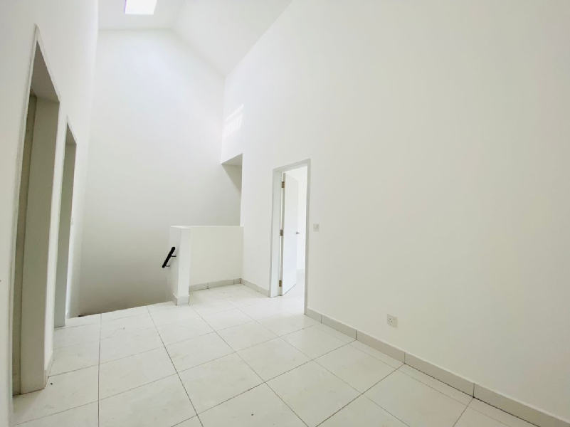 Double Storey Terrace Bandar Mahkota Banting - photo 4
