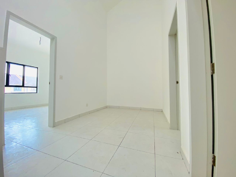 Double Storey Terrace Bandar Mahkota Banting - photo 9
