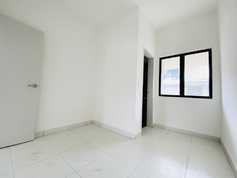 Double Storey Terrace Bandar Mahkota Banting - photo 13