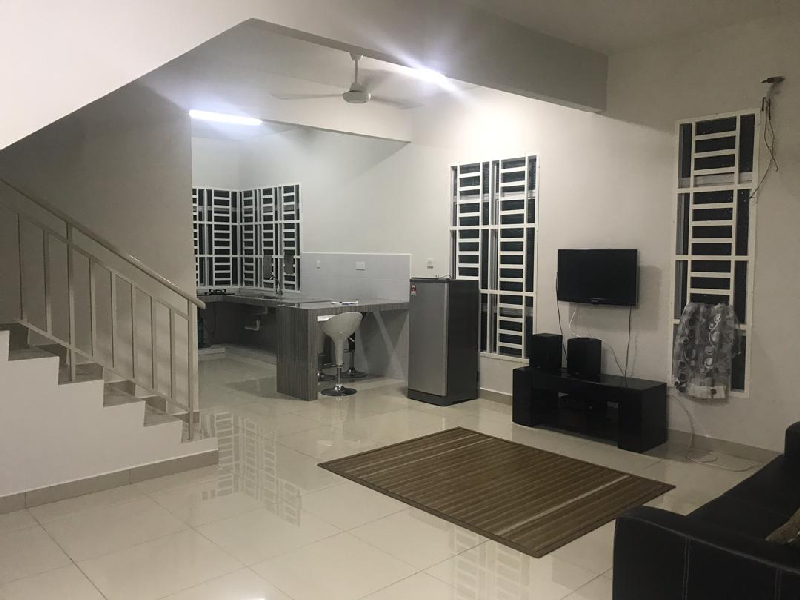 Double Storey Terrace, Maple, Puncak Alam - photo 2