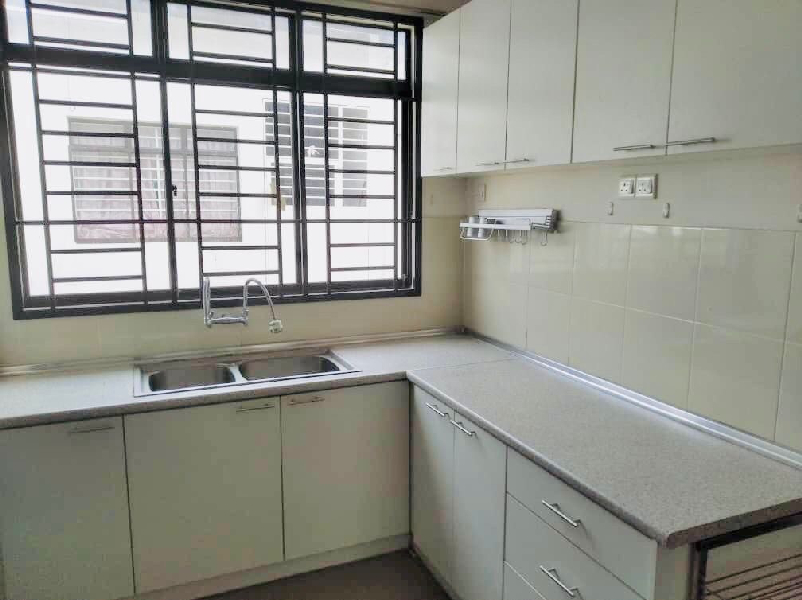 Single Storey Terrace Bandar Putera - photo 4