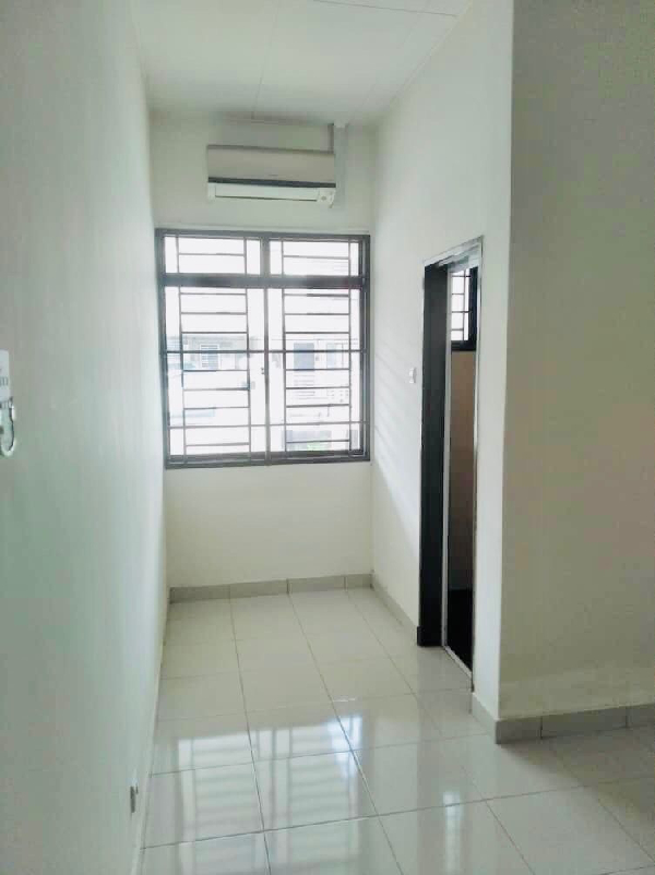 Single Storey Terrace Bandar Putera - photo 5