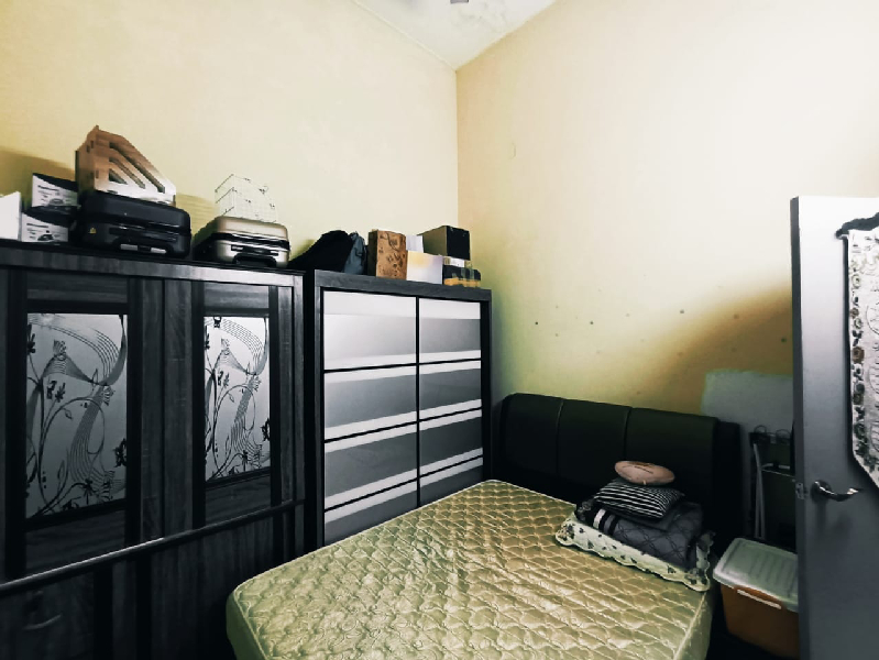 Single Storey Terrace Taman Desa Kencana - photo 9