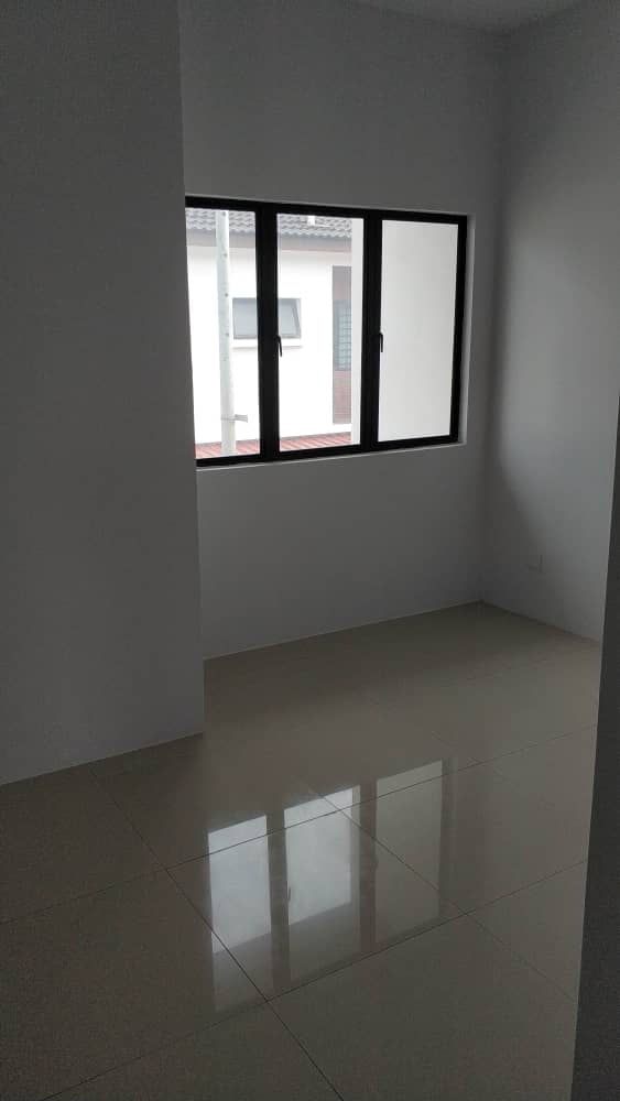 Corner Lot facing open Kota Warisan - photo 7