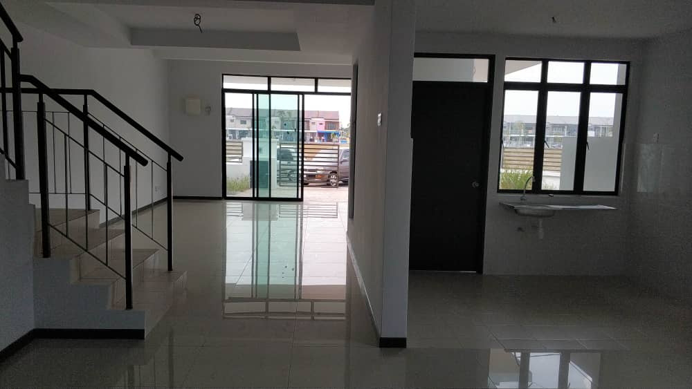 Corner Lot facing open Kota Warisan - photo 13
