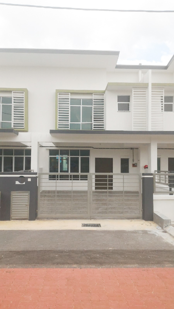 Pines, Bandar Hillpark Puncak Alam 
