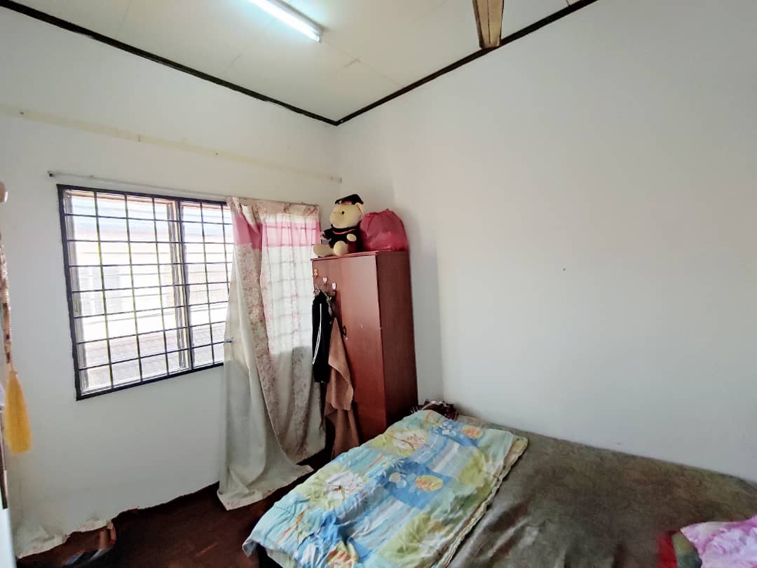 Double Storey Renovated Laguna Park Pulau In - photo 3