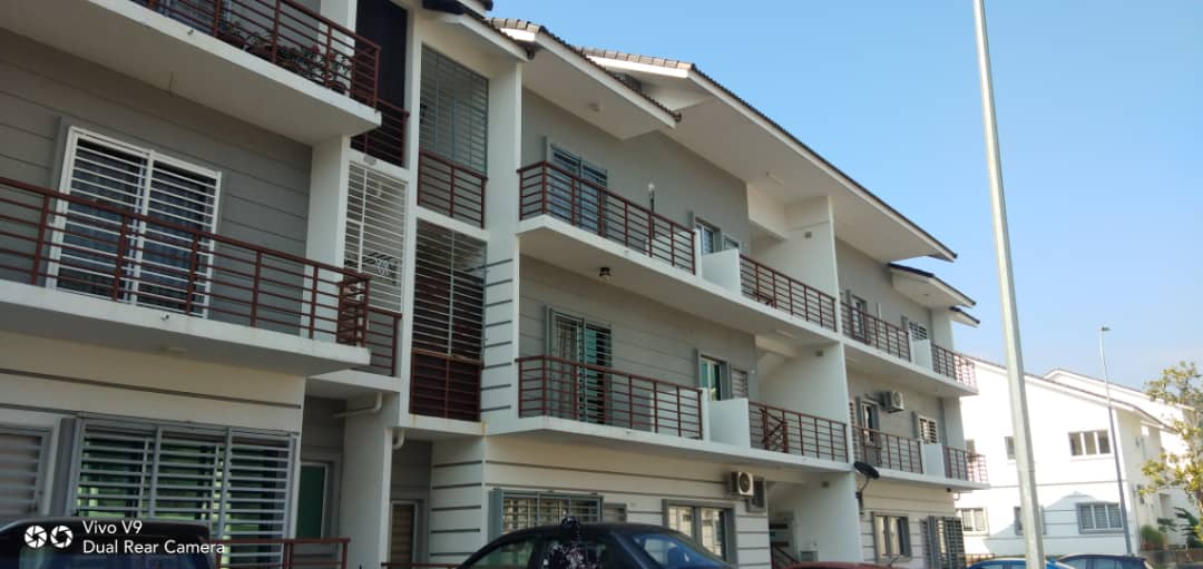 3 bedroom Townhouse, Suci Ainsdale, Seremban