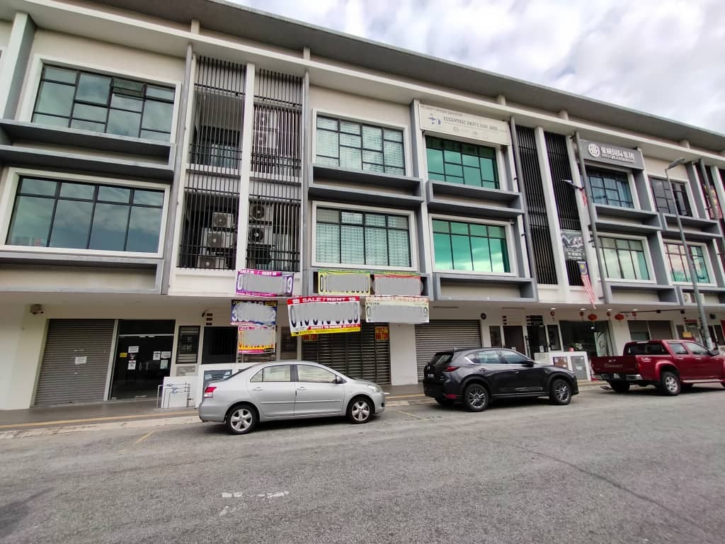 3 STOREY SHOPS OFFICE - photo 1