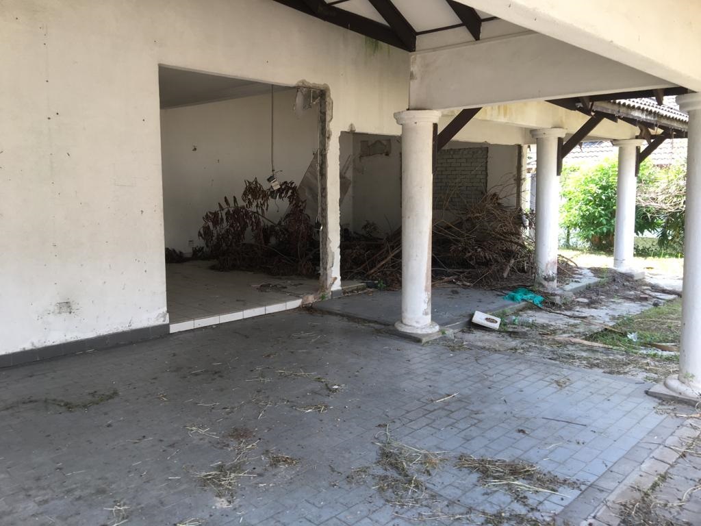 Setiabakti 2 storey abandoned house Bkt Damansara - photo 4