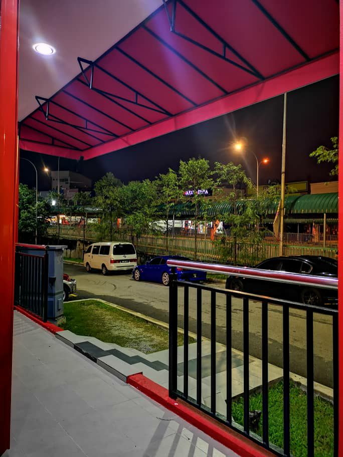 Sec 9 Bangi 5 storey shoplot corner - photo 4