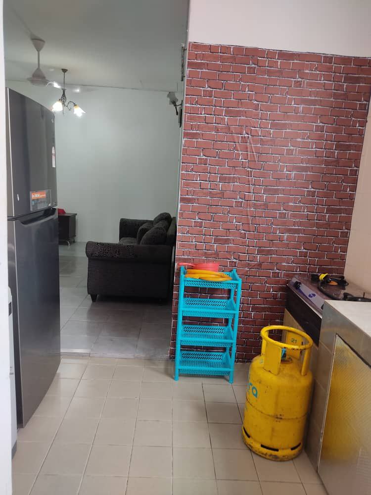 Arowana Impian 3-bedroom apartment Seremban 2 - photo 4