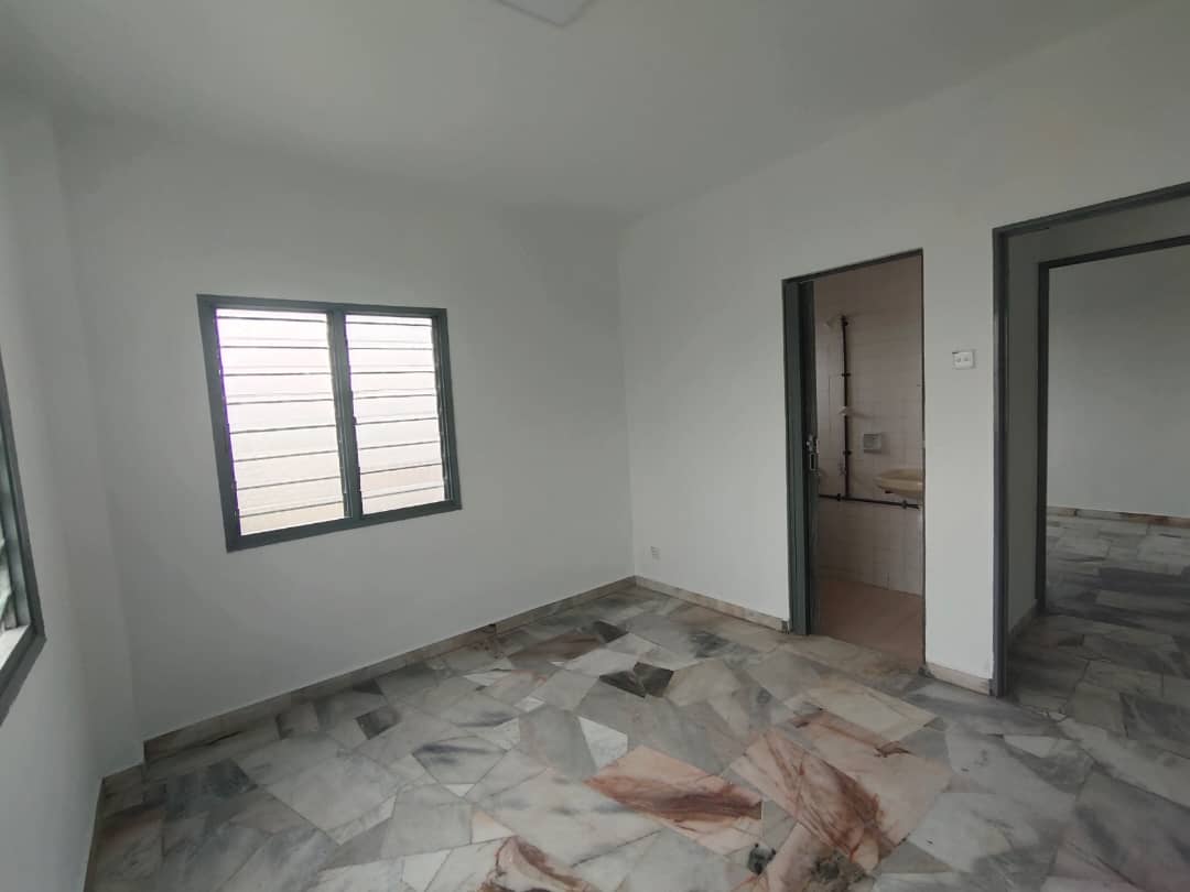 APARTMENT SRI MURNI FASA 2 SELAYANG - photo 4