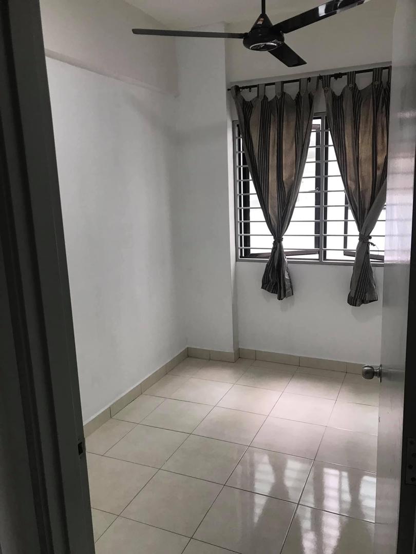 RENOVATED APARTMENT SURIA IXORA SETIA ALAM - photo 3