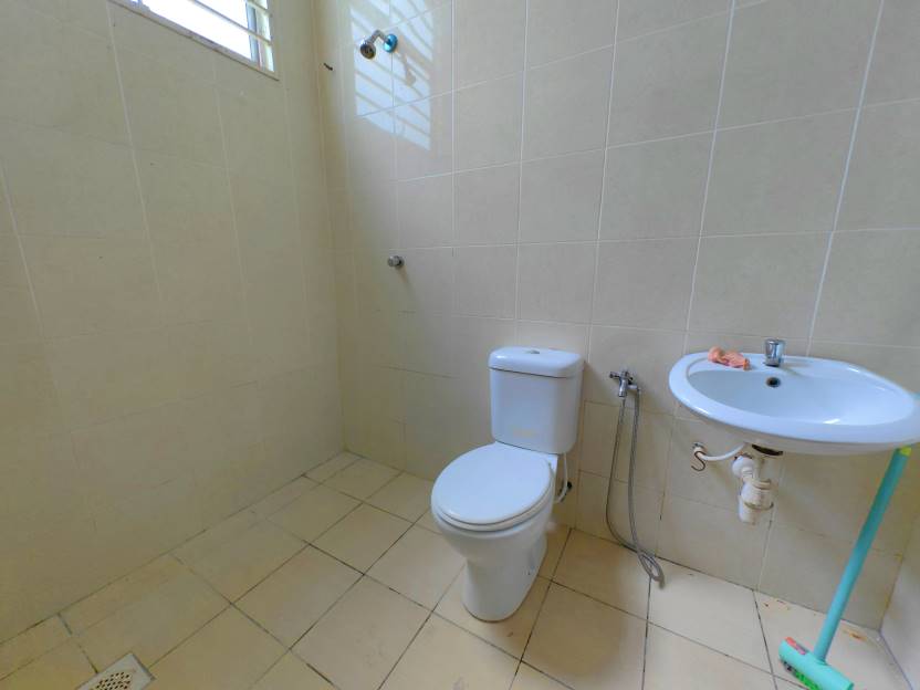 2 Storey Terrace Bangi Avenue Seksyen 6 - photo 10