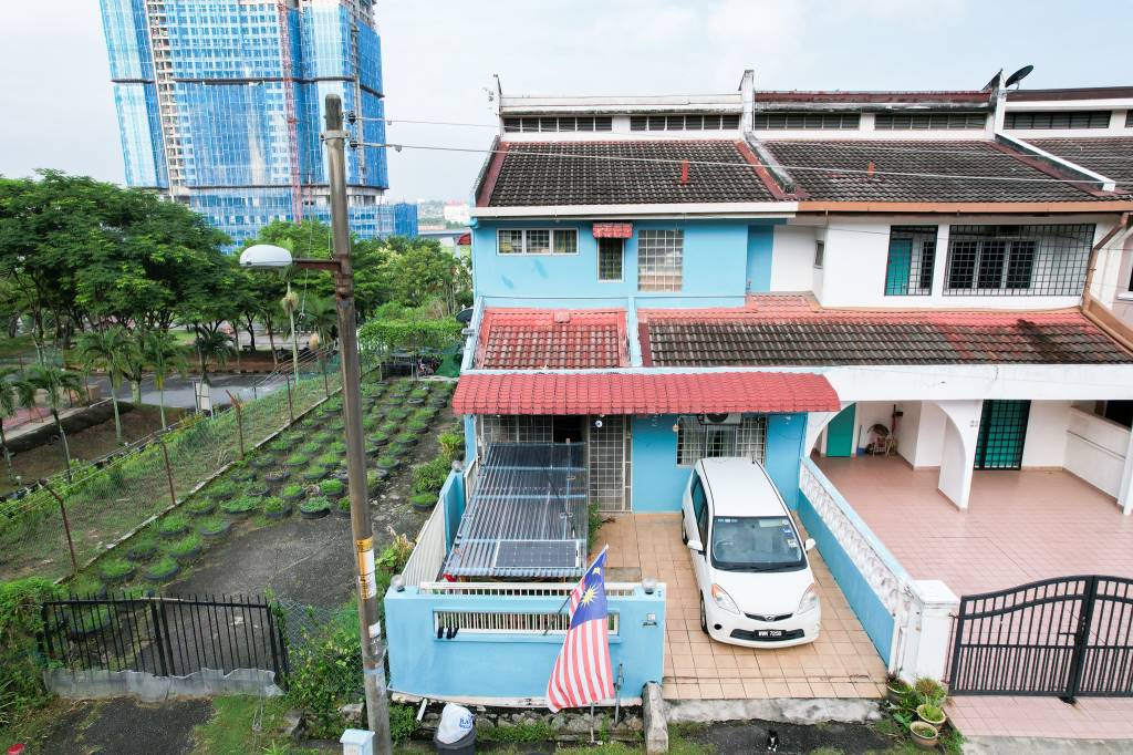 2 Storey End Lot Taman Bukit Mewah Kajang - photo 3