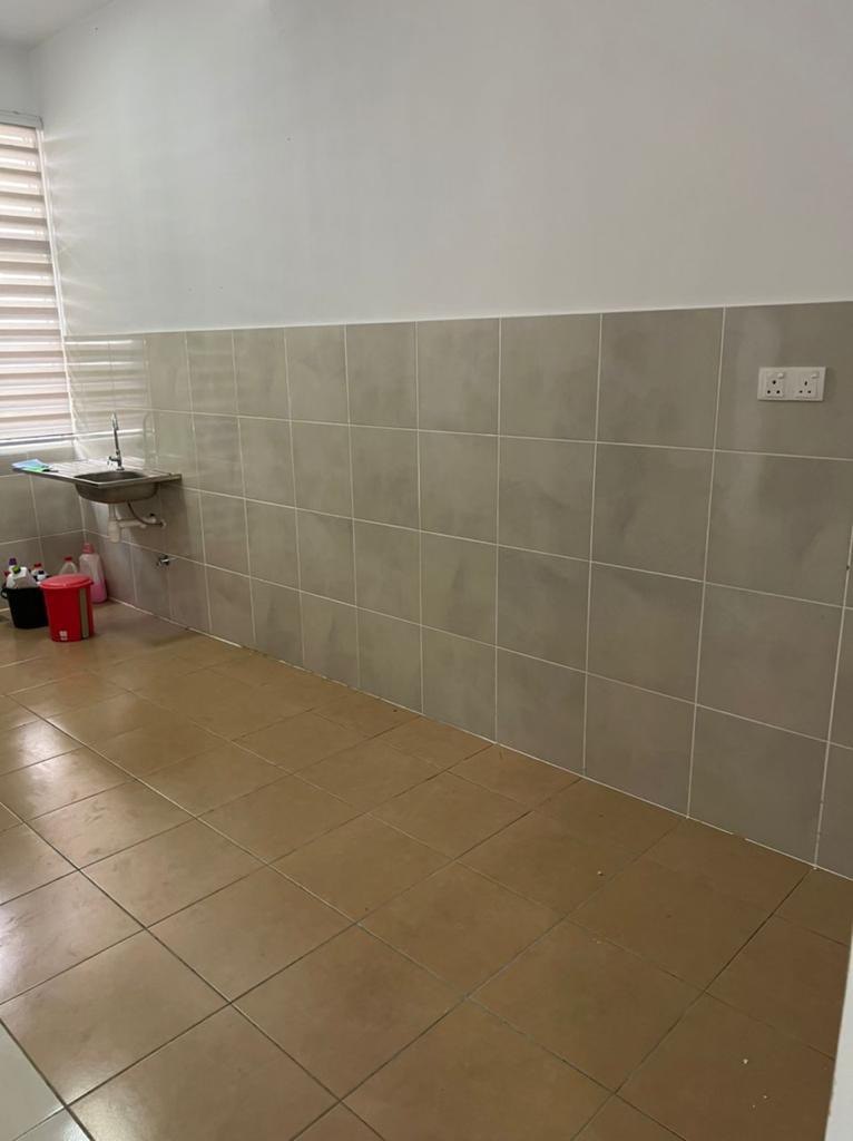 Facing OPEN 2 Storey Terrace Serene Heights Bangi - photo 8