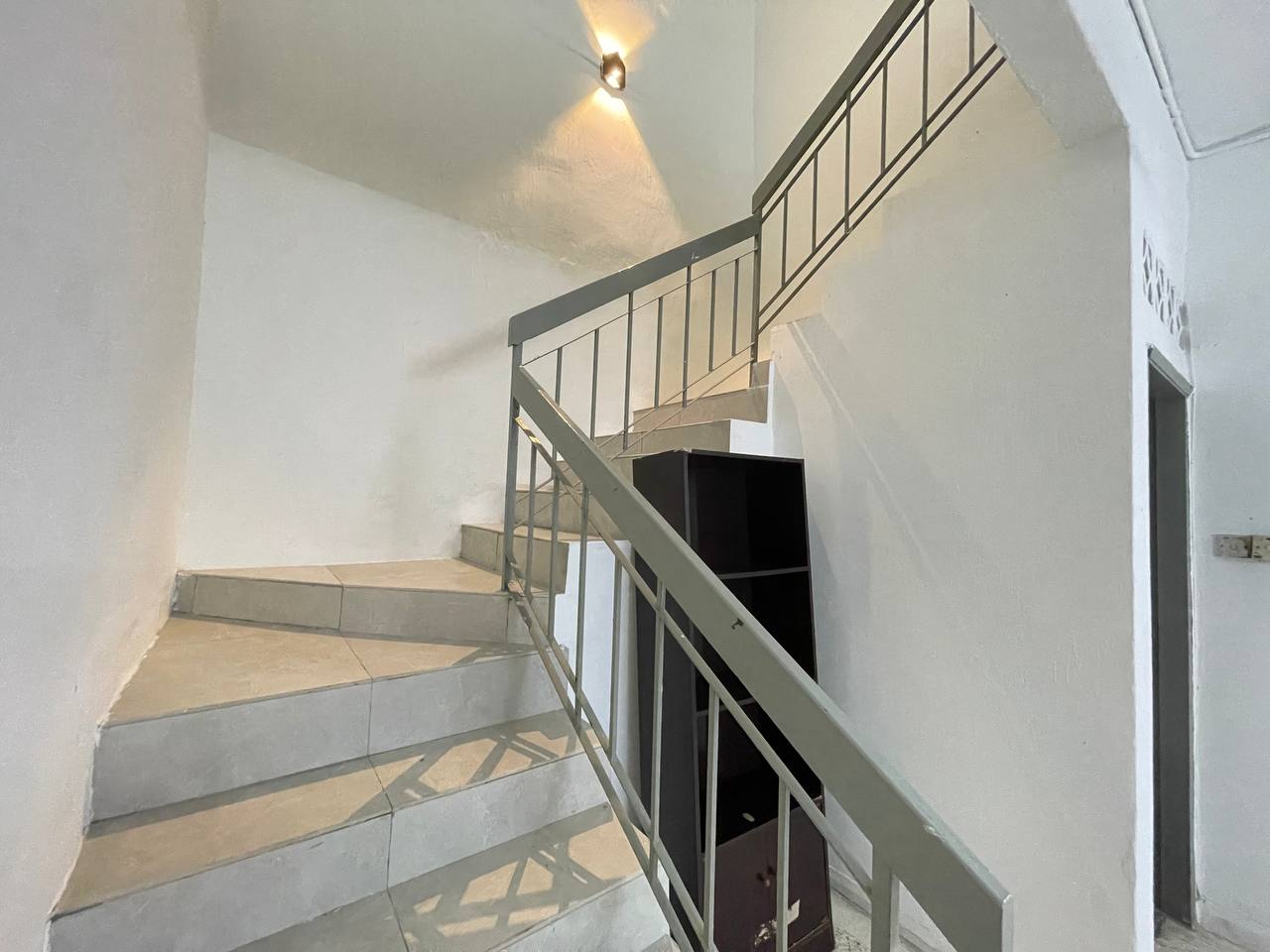 Non Bumi Facing Open 2 Storey Terrace Renovated - photo 4