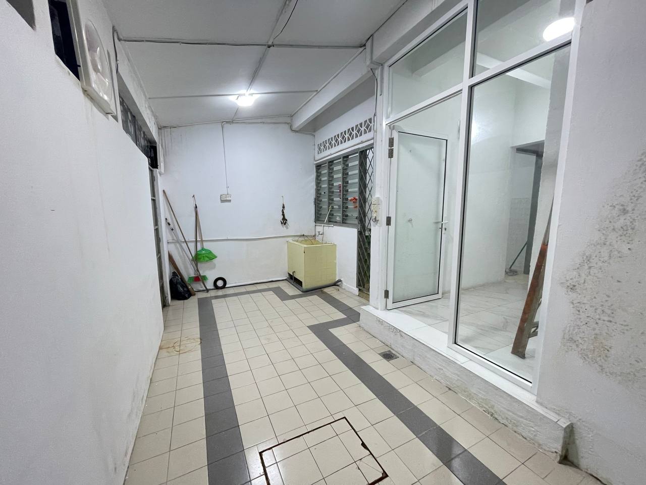 Non Bumi Facing Open 2 Storey Terrace Renovated - photo 6
