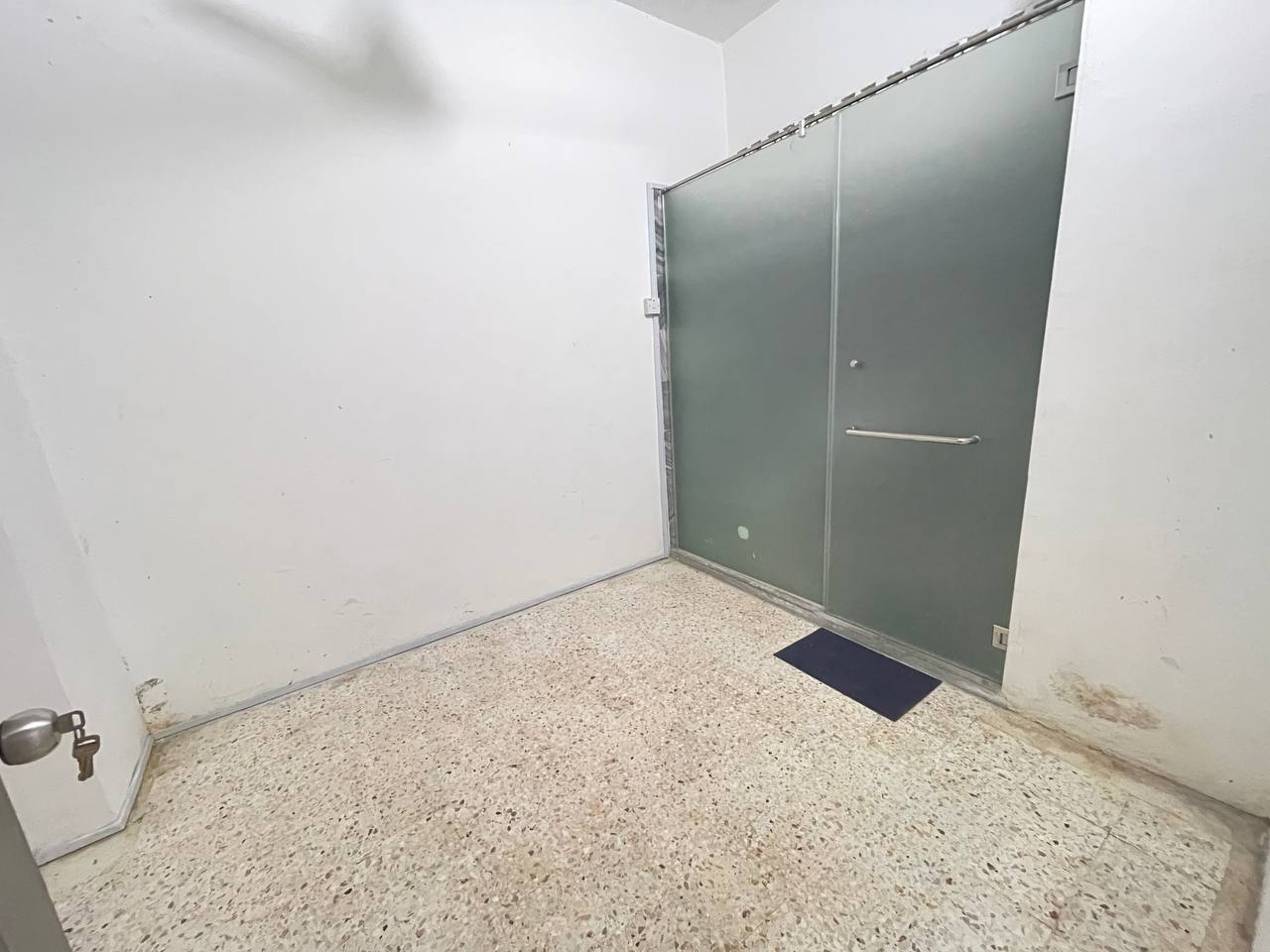 Non Bumi Facing Open 2 Storey Terrace Renovated - photo 7