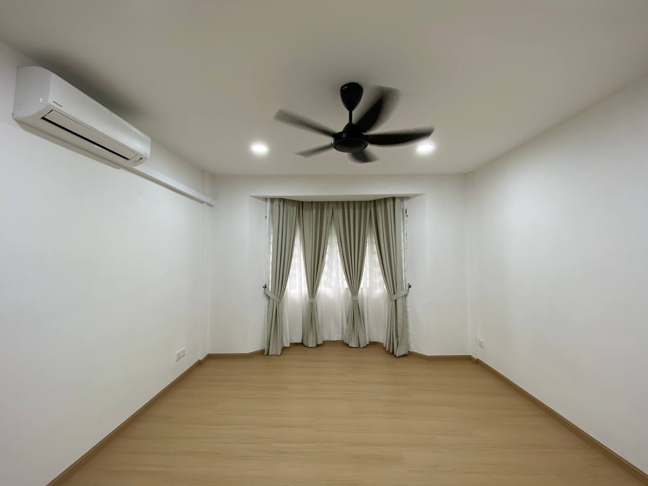 Move In Condition Nice Japandi Concept Corner Unit - photo 11