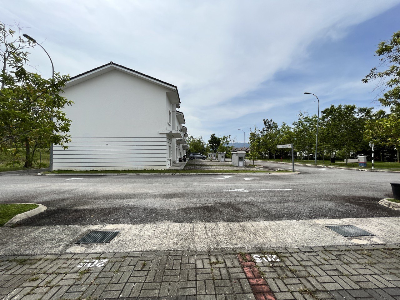 Suci Townhouse 2 Tingkat Gated Guarded Dekat Tol - photo 13