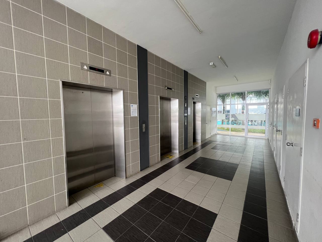 Corner Unit, Apartment Karisma, Eco Majestic - photo 7