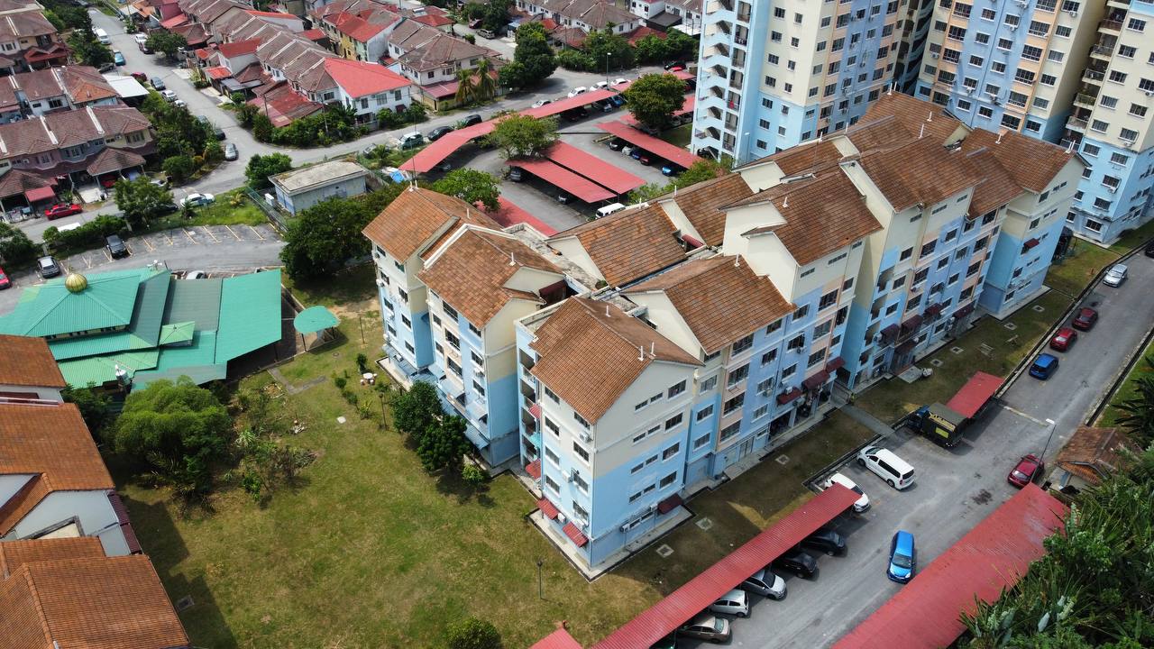 Low Floor, Apartment Bangi Idaman, Seksyen 5,Bangi - photo 3