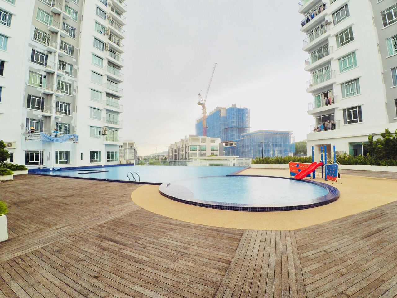 CORNER UNIT Springville Condo, Taman Equine - photo 2