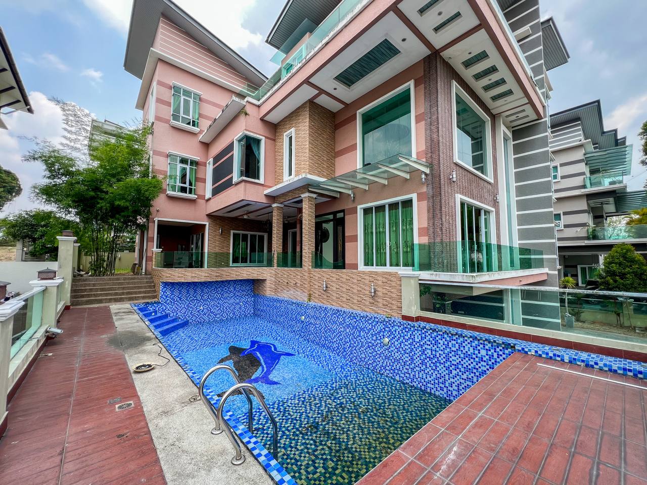 Mines Resort seri ke ...