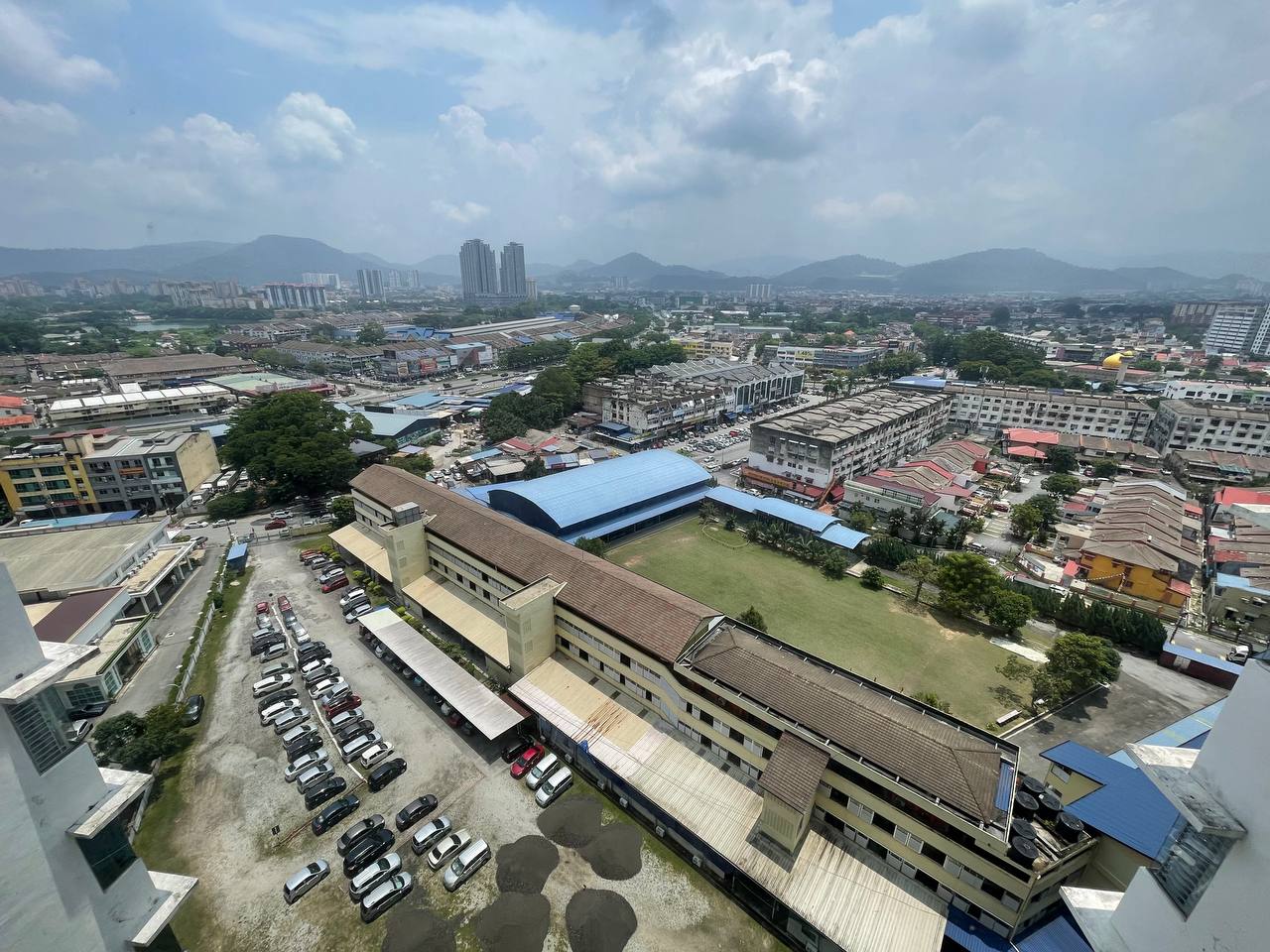 Simfoni Heights batu ...