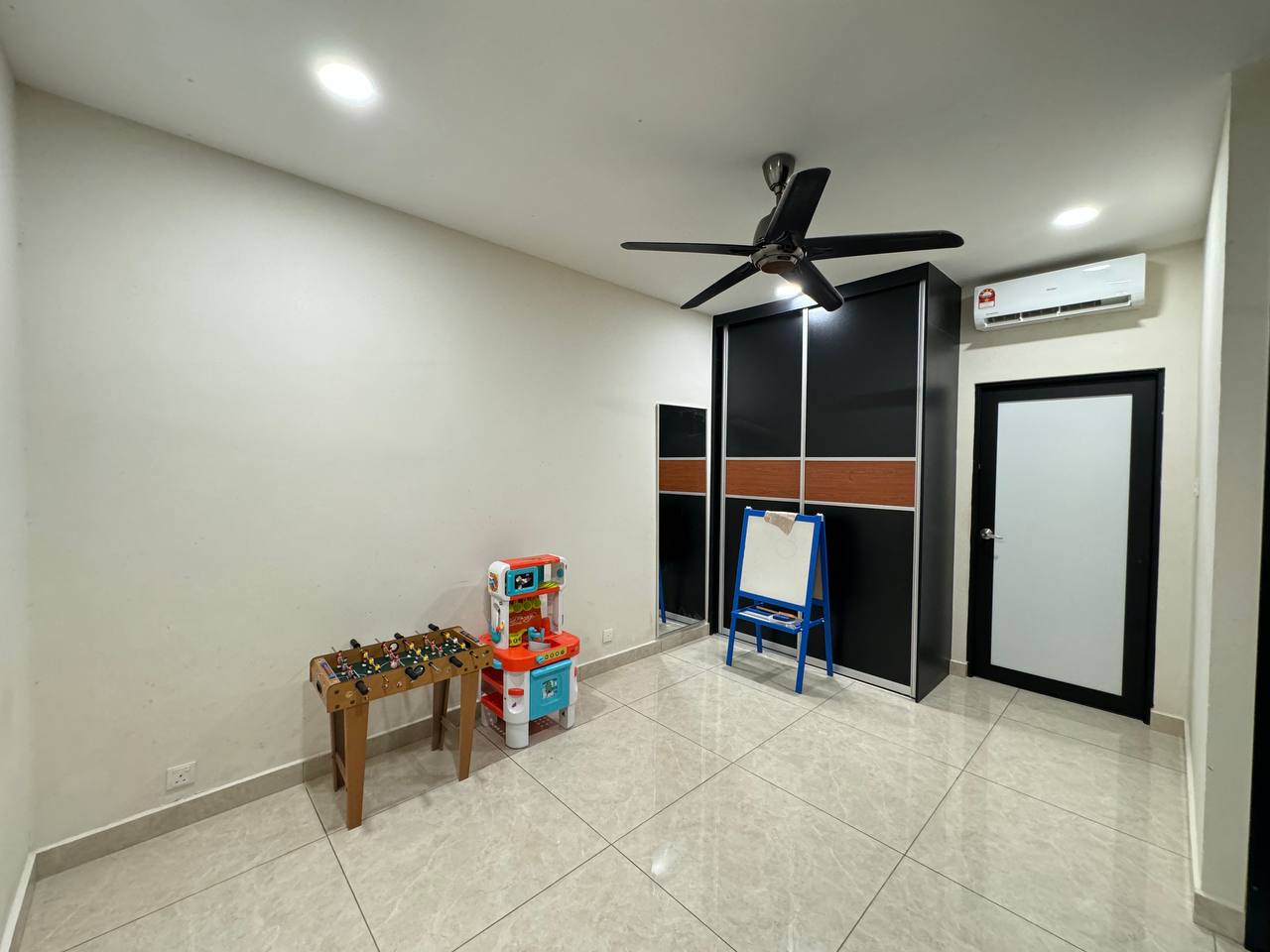 Laman Oakleaf Bukit Antarabangsa - photo 9