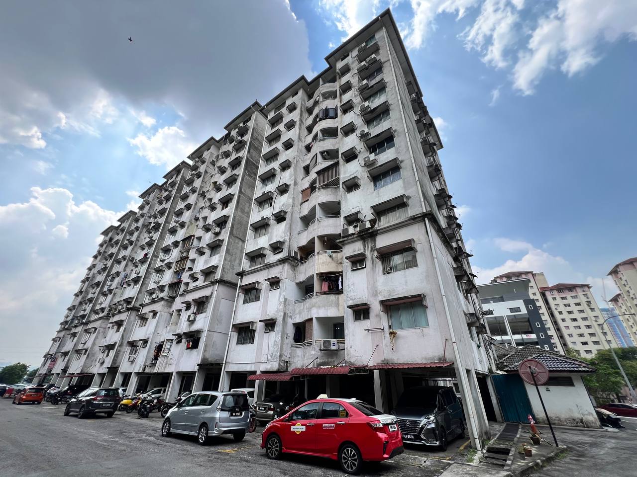 PANGSARIA CONDOMINIUM DESA PETALING - photo 9