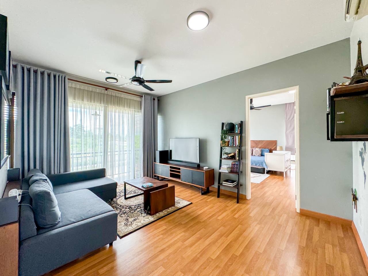 Laman Alamanda, Jalan Alamanda Kota Seriemas Nilai - photo 11