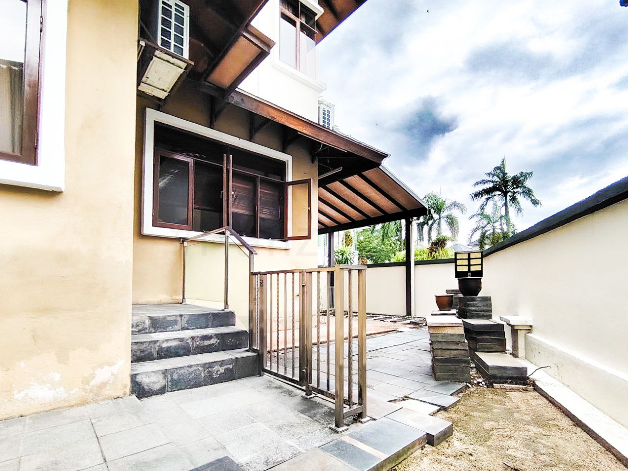 Jalan Menara Bukit Jelutong U8 Shah Alam - photo 6