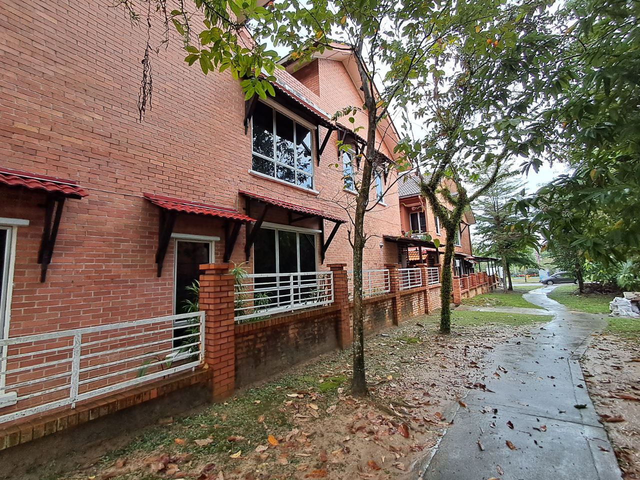 Taman Alam Budiman U10 Shah Alam Selangor - photo 12
