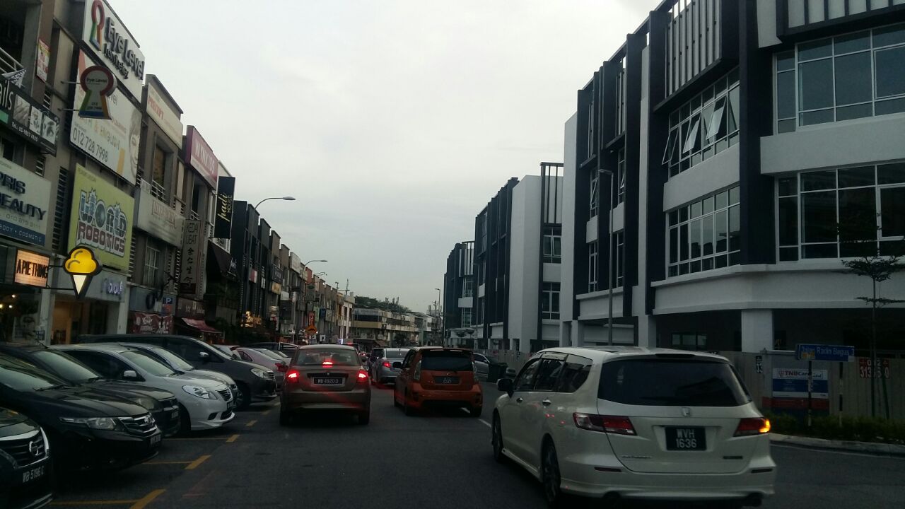 NEW 3 Stry Shoplot, Bandar Baru Sri Petaling - photo 2