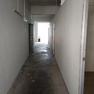 3 Storey Shop Lot Putra Point, Bandar Baru Nilai - photo 6