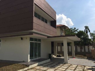 Bungalow Bandar Mahkota Cheras, Cheras, Selangor - photo 4
