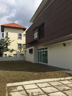 Bungalow Bandar Mahkota Cheras, Cheras, Selangor - photo 3