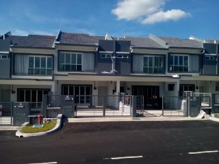 Double Storey Terrace House RT2 Hillpark 3 Kajang - photo 1